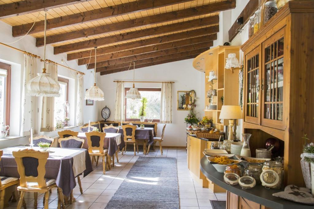 Hotel-Pension-Waldblick Garni Gittersdorf Ngoại thất bức ảnh